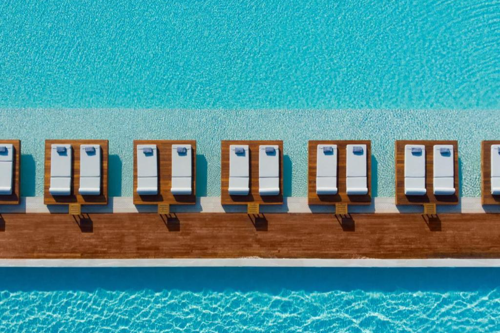 Gennadi Grand Resort | drone foto zwembad